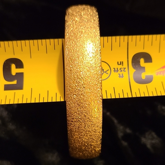 Vintage Monet Heavy Textured Bangle Bracelet Sparkly Gold-Tone - Picture 6 of 6